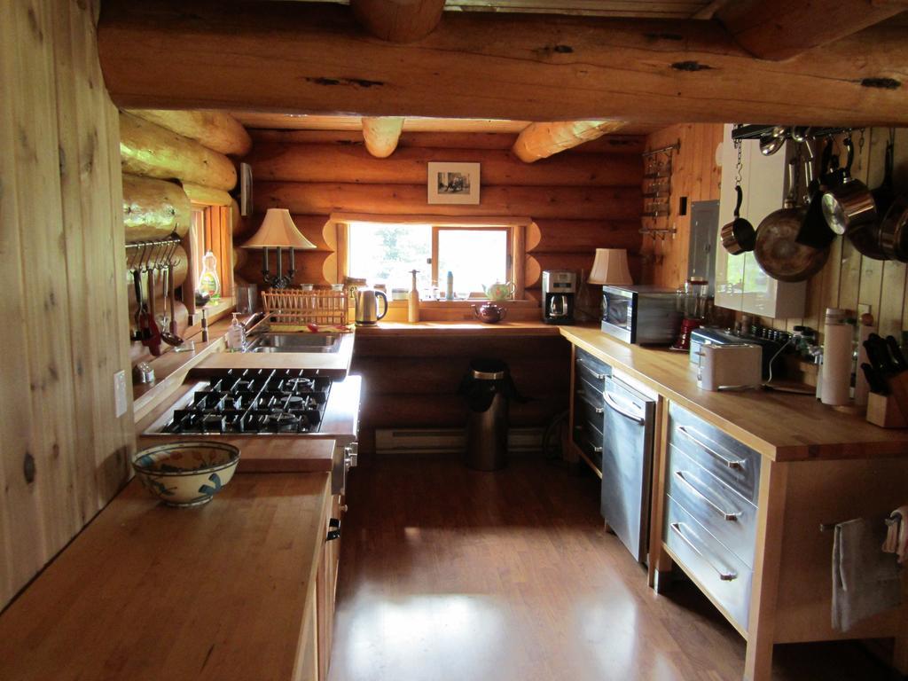 Ldr Lodge - Last Dollar Ranch Smithers Phòng bức ảnh