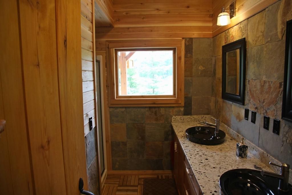 Ldr Lodge - Last Dollar Ranch Smithers Ngoại thất bức ảnh